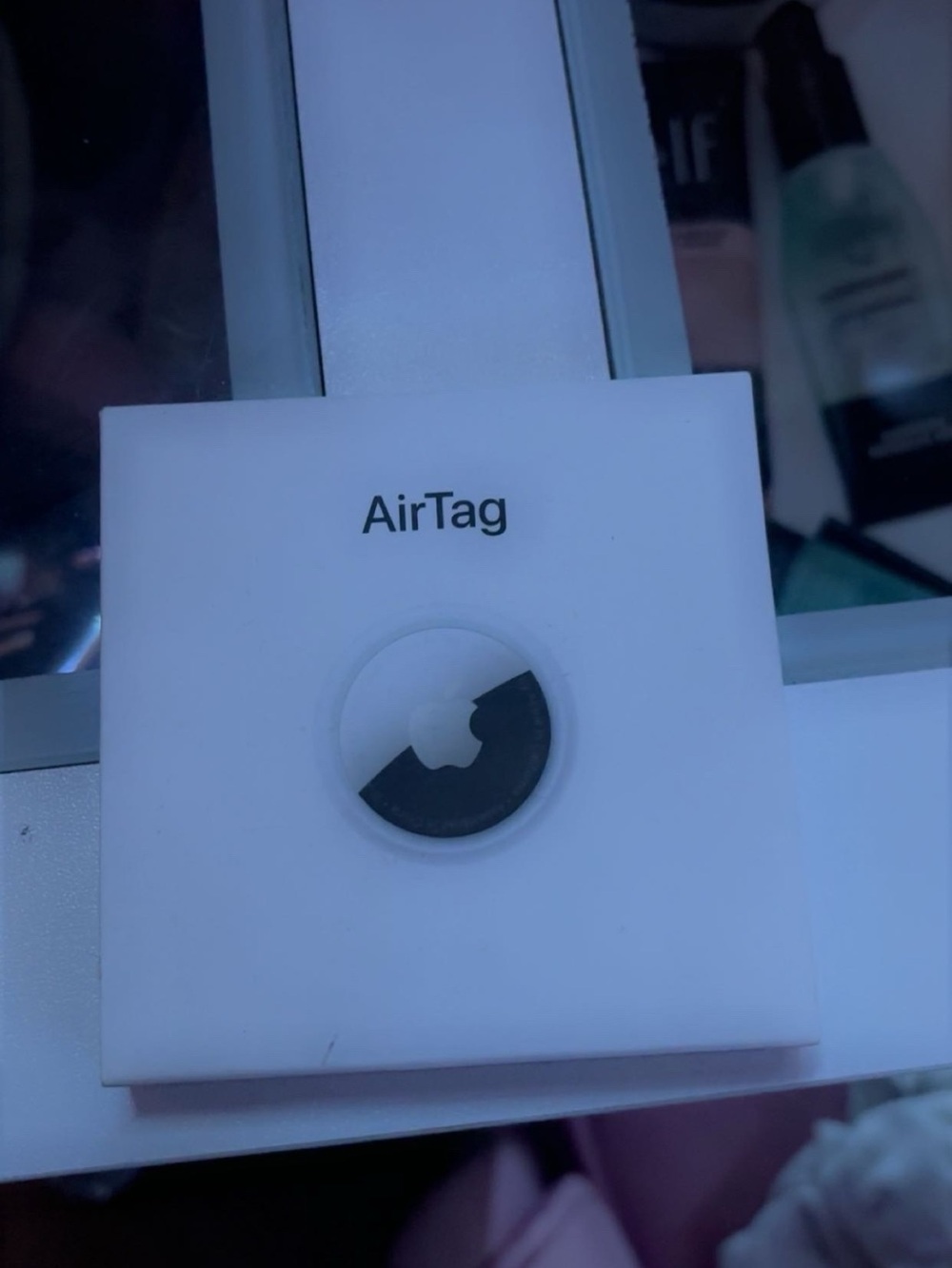 Apple Air Tag - Brand new. never opened.